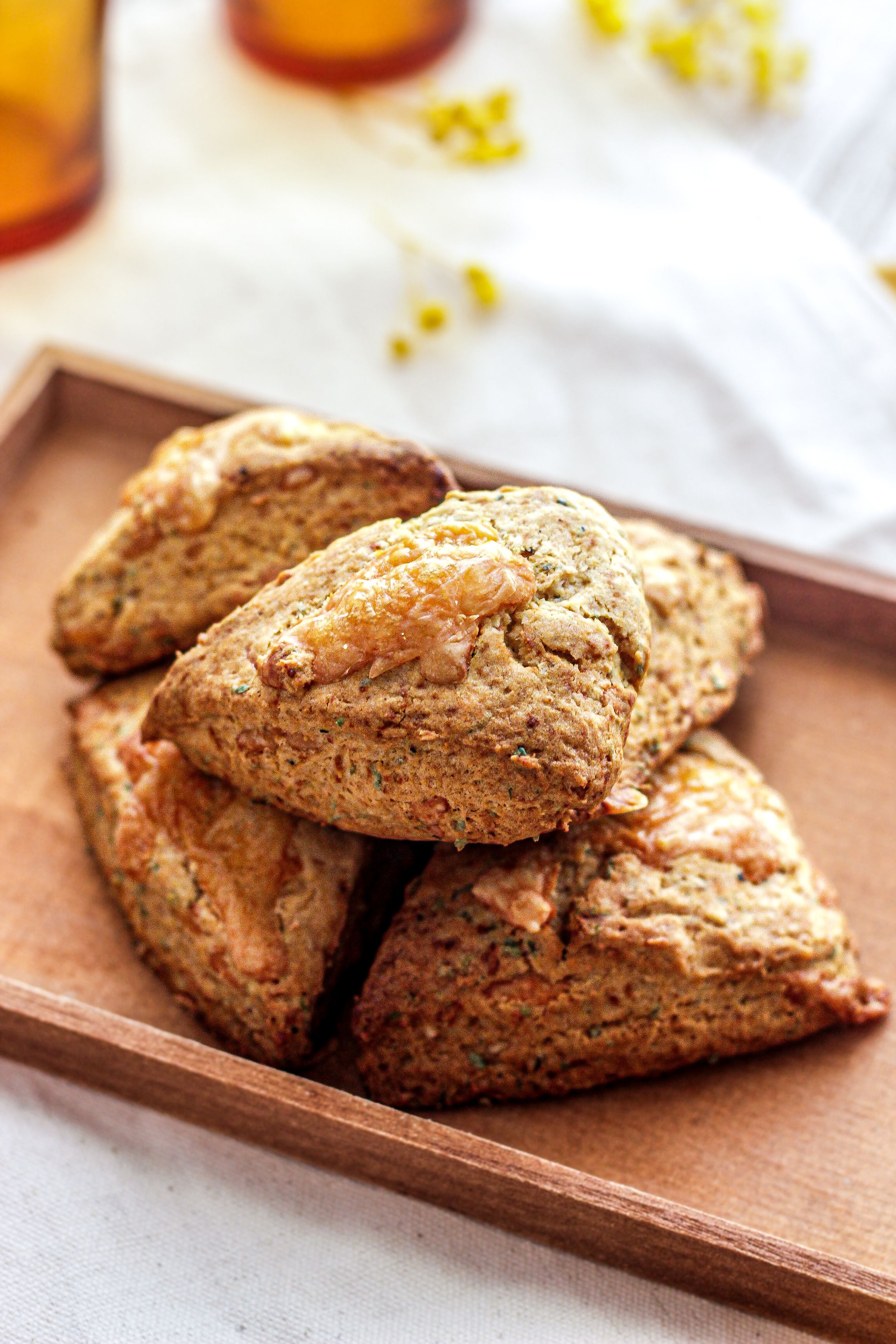 ワンボウル混ぜて焼くだけ！【チーズとおだしのお食事スコーン