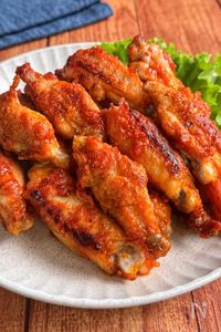 【手羽中の辛味チキン】ピリ辛がクセになる♡おつまみにも🍻