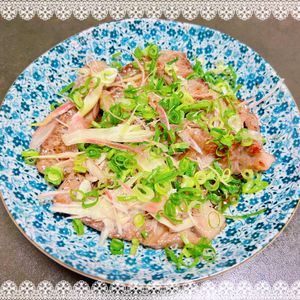 にゃ〜むずの作ってみた!投稿(さっぱり！柔らか！ジューシー！ステーキ肉で和風マリネ)