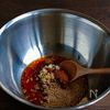 大人が喜ぶ！春菊と新玉ねぎの韓国風和えの工程4