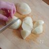 家庭料理の定番♡ホックホクの肉じゃがの下準備