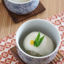 里芋の煮物をリメイク。里芋肉団子の餅餡かけ