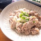塩味って何て美味しいの‼️新玉ねぎと豚ロースの旨塩生姜焼き♡
