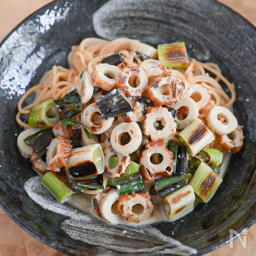 意外な組み合わせ!?ちくわと長ネギのみそミルクパスタ
