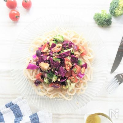 グリルチキンのサラダうどん☆マスタードドレッシング