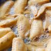 ＼＼箸が止まらない♡手羽先の梅煮／／の工程2