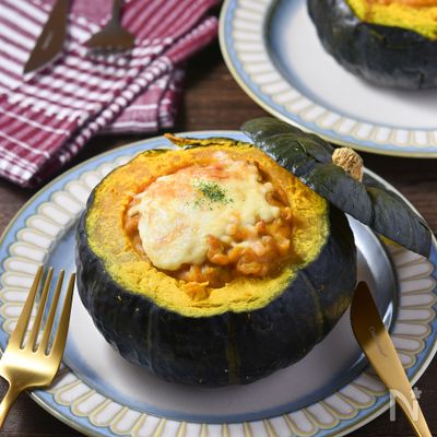 【丸ごとかぼちゃのカレードリア】ドーンとパーティーメニュー♪