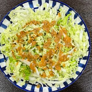 とーるじーじの作ってみた!投稿(生でも超絶おいしい《白菜の居酒屋風♡サラダ》)