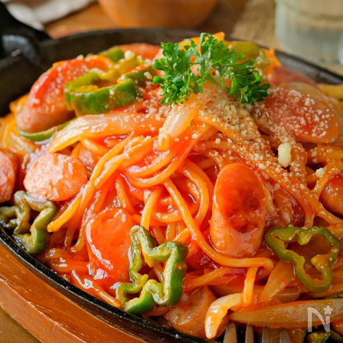 【ワンパンナポリタン】麺もっちり 旨さ濃厚 ガツンと食べ応え