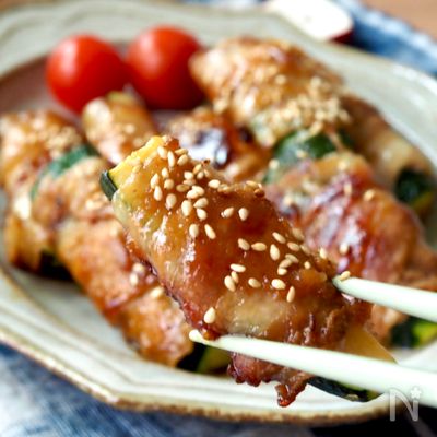 【肉巻きズッキーニ】旨みがギュッと染み込むレシピ