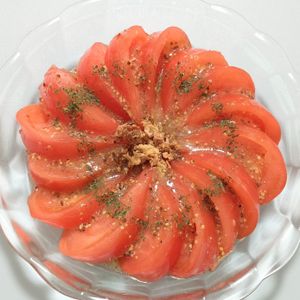 milkの作ってみた!投稿(トマトのサラダ〜粒マスタードドレッシング)