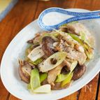 味付けはドレッシングだけ！『豚バラと長ねぎの甘ウマ炒め』