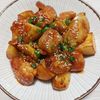 よっこの作ってみた!投稿(ご飯泥棒♩旨辛鶏じゃが炒め)