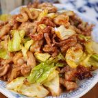 行列の定食屋さんの🍚豚バラキャベツのみりん味噌漬け炒め🤩
