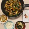 ちゃちゃ丸の作ってみた!投稿(男子ウケ抜群♡『牛肉とニラのスタミナ炒め』丼でも激うま♪)