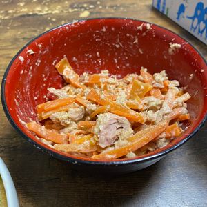 ゆーなの作ってみた!投稿(レンジで♪お箸が止まらない人参のツナサラダ)