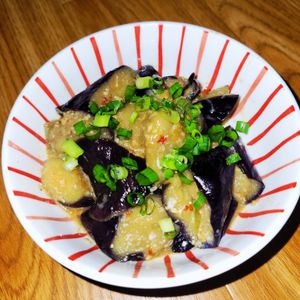 ヴェルの作ってみた!投稿(【なすの辛味噌和え】レンチンで♪色良く仕上がる簡単なす副菜♡)