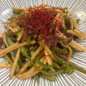 843565の作ってみた!投稿(【王道の青椒肉絲】旬のたけのこで！食材３つ♪)
