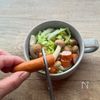 【白菜とウインナーのミルクスープ】マグカップで作る！の工程1