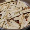 シャキシャキ食感!マコモダケのピリ辛きんぴらの工程2