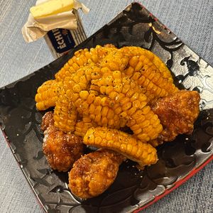 楽ラク手抜キッチン🐶🐾の作ってみた!投稿(【とうもろこしと手羽元のやみつきハニーバター】)
