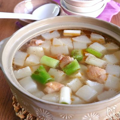 大根1本！ゴロゴロ大根の鶏鍋