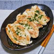 鶏ささ身肉のチーズバター焼き
