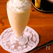 ひんやりおいしい！抹茶ラテ風味のミルクシェイク