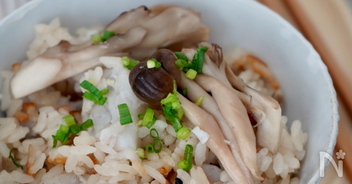 里いもときのこの炊き込みご飯