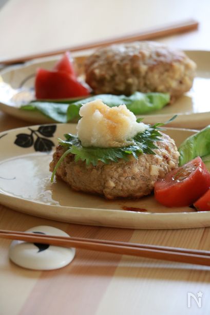 高野豆腐でふわふわおろしハンバーグ