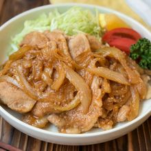【豚の生姜焼き】漬けて焼くだけ！