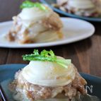 シンプル材料＆レンジで作るカブと豚バラの重ね蒸し。