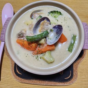 ナムディの作ってみた!投稿(たっぷり野菜で具沢山【クラムチャウダー】下処理無しで簡単！)