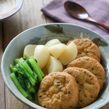 ほっこり和食『かぶとがんもどきの煮物』（かぶの葉使用）