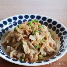 豚こまともやしの納豆炒め