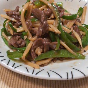 らむじーさん☆の作ってみた!投稿(青椒肉絲(チンジャオロースー)。)