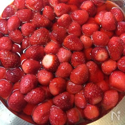 使い方色々 いちごシロップ By 古谷 真知子 レシピサイト Nadia ナディア プロの料理家のおいしいレシピ