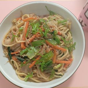 milkの作ってみた!投稿(【ワンパン！あんかけならぬ、あん混ぜ焼きそば】子供喜ぶ♡)