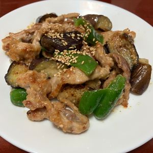 りんごの作ってみた!投稿(おかずにぴったり！豚こま肉と茄子とピーマンのスタミナ味噌炒め)