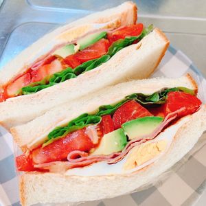 甘味好きのたぬきの作ってみた!投稿(あのファミレスのアメリカンクラブハウスサンドを再現)