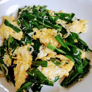 ゆみの作ってみた!投稿(4分かからず簡単！優しい味で美味しい♡しらすふわニラ玉)