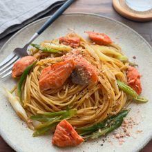 【鮭と長ねぎの和風パスタ】めんつゆで簡単！コクうま！