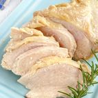 レンジで作る！しっとり♡塩麹チキンのオリーブオイル漬け