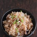旨味たっぷり！大根とイカゲソの炊き込みご飯