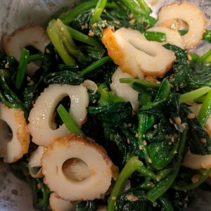 1268814の作ってみた!投稿(【ほうれん草とちくわの胡麻みそ和え】10分以内で作る簡単副菜)