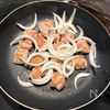 簡単!ごはんが進む!鶏もも肉と玉ねぎのしょうが焼きの工程2