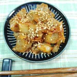 M＊Pの作ってみた!投稿(5分でヘルシーおつまみ♡こんにゃくとキムチのコチュ味噌炒め)