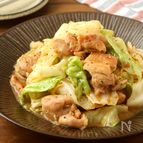 にんにくでがっつり♪キャベツと鶏肉の辛味噌炒め
