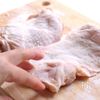 【冷凍作り置き】皮ごと生姜香る 塩鶏ステーキの下準備