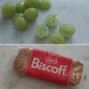 シャインマスカットのひとくちチーズケーキアイスの下準備